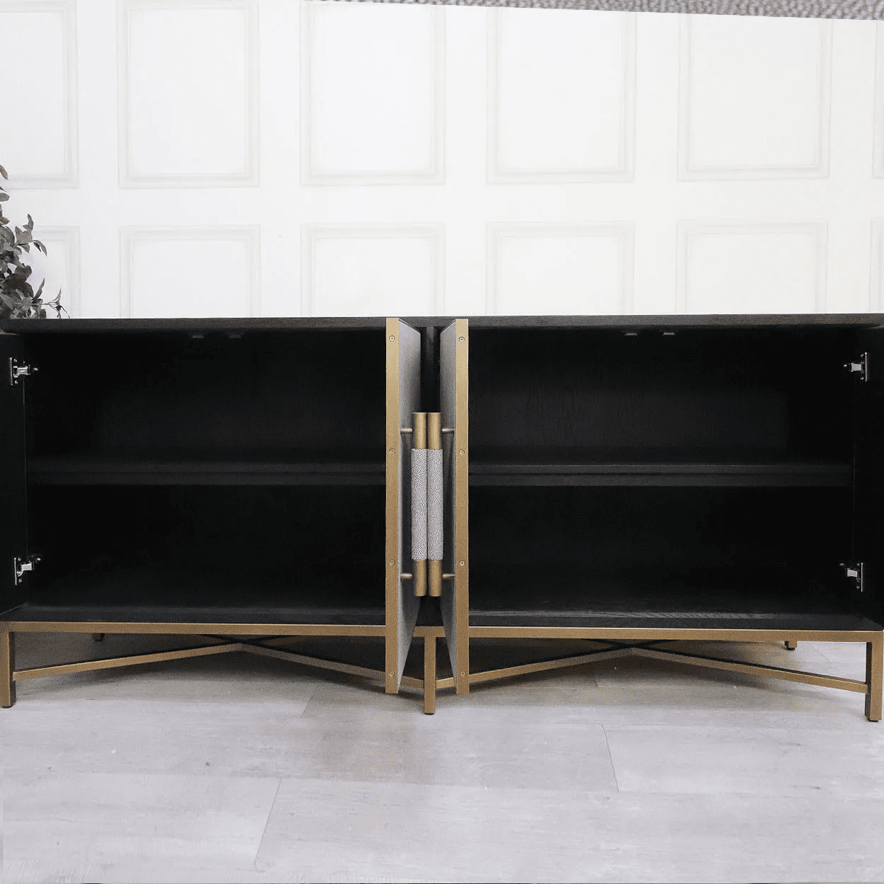 Sideboard-shelves
